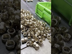 संपीड़न पीतल पेक्स क्रिम फिटिंग्स पेक्स बहुस्तरीय पानी पाइप के लिए हटाने योग्य